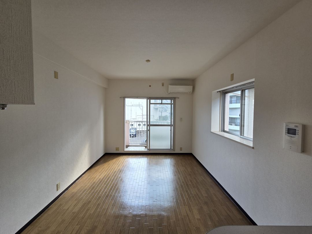 1R Apartment for Sale in Kitakyushu - Oriental Asahigaoka 305 - Thumbnail 4