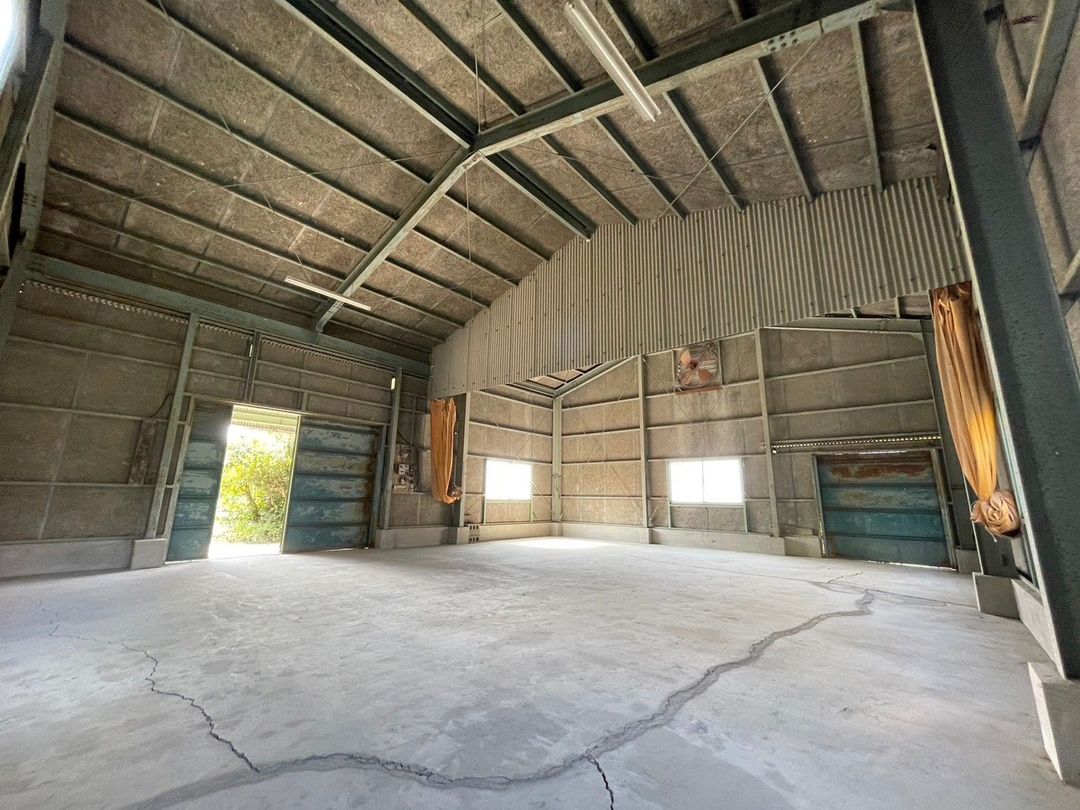 Two Warehouse Property with Land for Sale in Oki, Fukuoka - Thumbnail 2