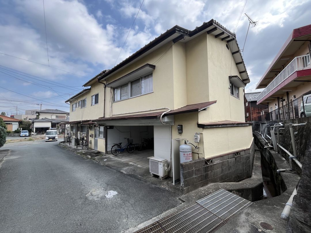 Karihara Apartment for Sale in Kurume - 4-Unit Investment Property - Thumbnail 3