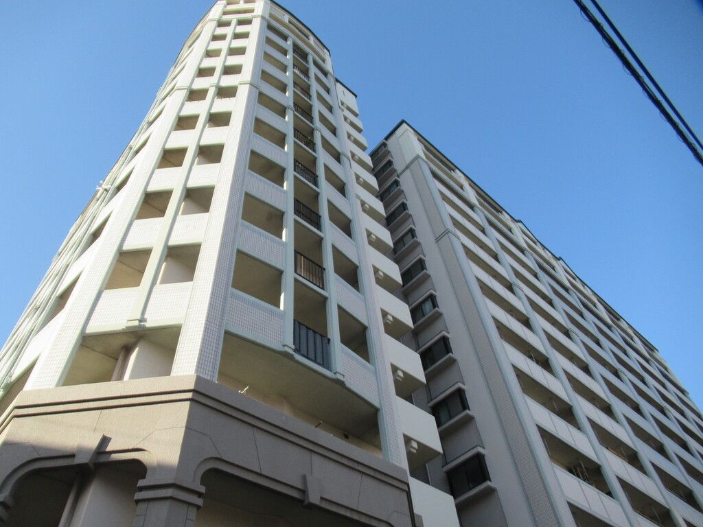 Oriental Asahigaoka Apartment for Sale in Kitakyushu - Thumbnail 3