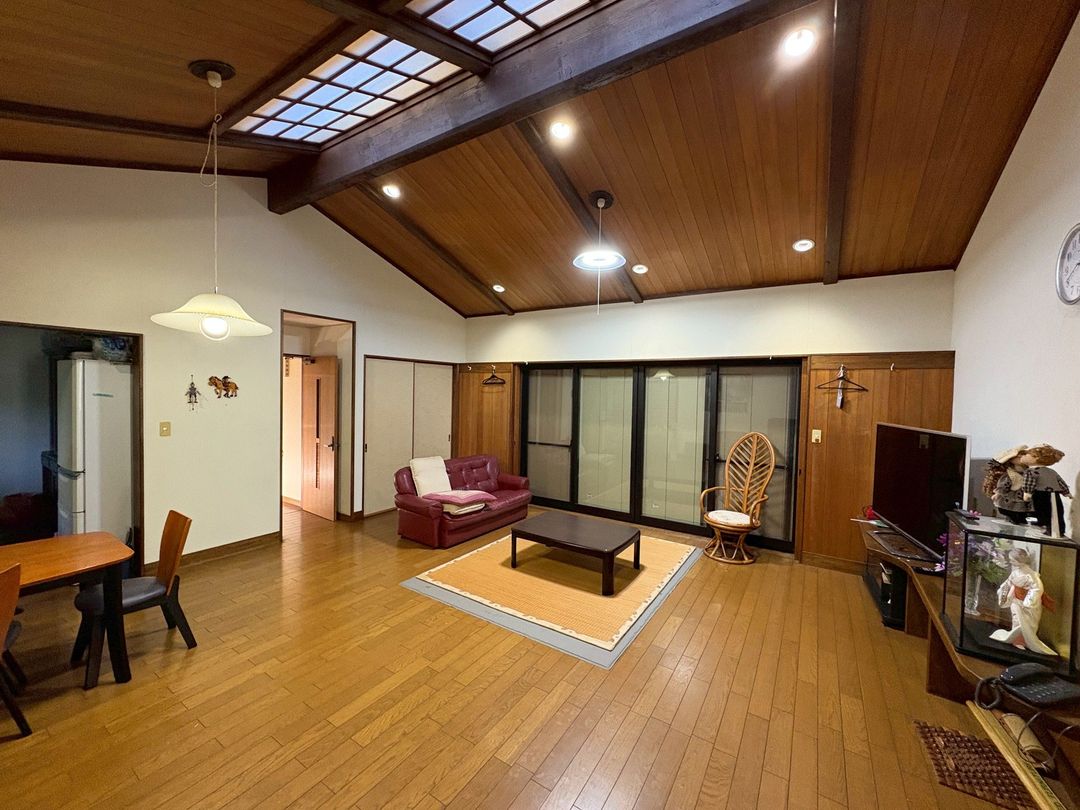 Villa for Sale in Yame City, Fukuoka - 100 Tsubo Land - Thumbnail 2