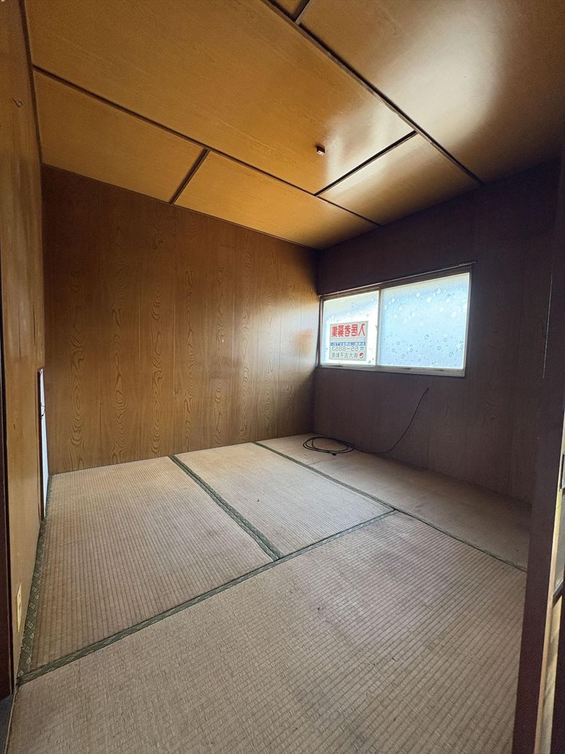 4-Unit Apartment Building for Sale in Omuta, Fukuoka - 6M Yen - Thumbnail 3