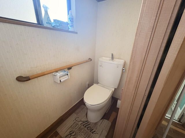 3LDK Wooden House in Quiet Moji Ward, Kitakyushu for 2.5M Yen - Thumbnail 4