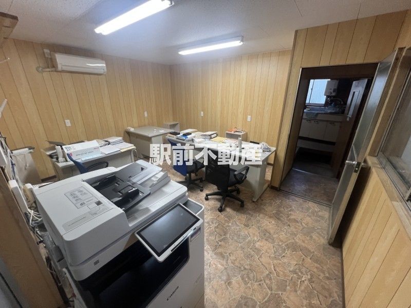 Shop Building for Sale in Ukiha City, Fukuoka with Parking - Thumbnail 3