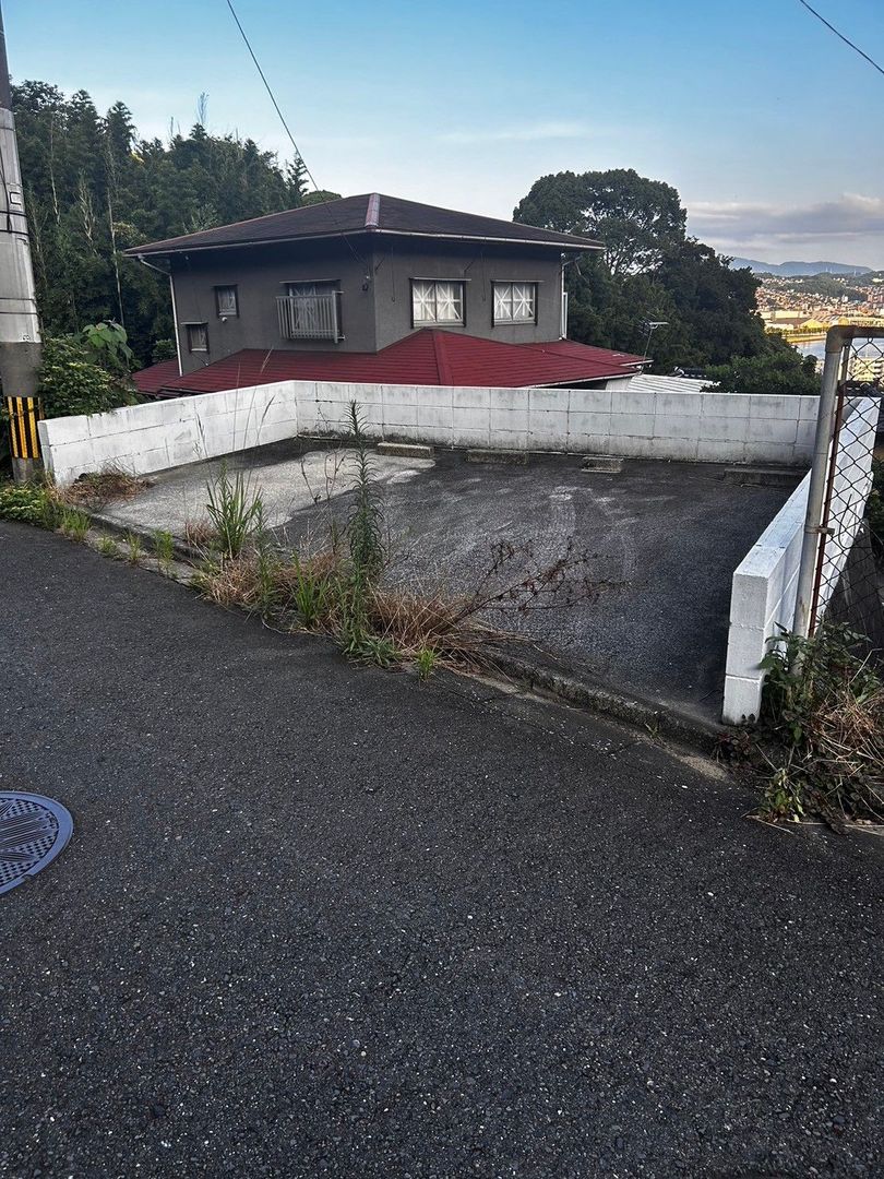 5DK Detached House for Sale in Wakamatsu, Kitakyushu - Thumbnail 2