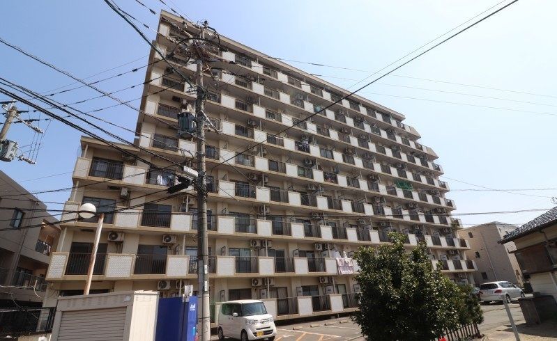 Rent Toyokuni Sky Mansion 813 Apartment in Kurume, Fukuoka - Image 1