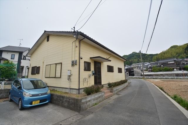 Office Building for Sale in Koga City, Fukuoka - Wide Frontage & Loft - Thumbnail 4