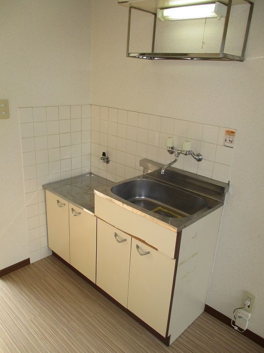 1R Apartment for Rent in Kurume, Fukuoka - Near JR Station - Thumbnail 2