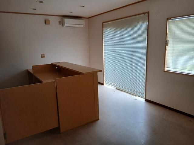 Former Pharmacy Building for Sale in Omuta City, Fukuoka - Thumbnail 3