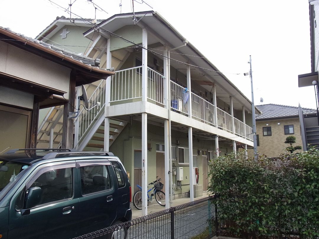 1K Apartment for Rent near Dazaifu Tenmangu, Fukuoka - Image 1