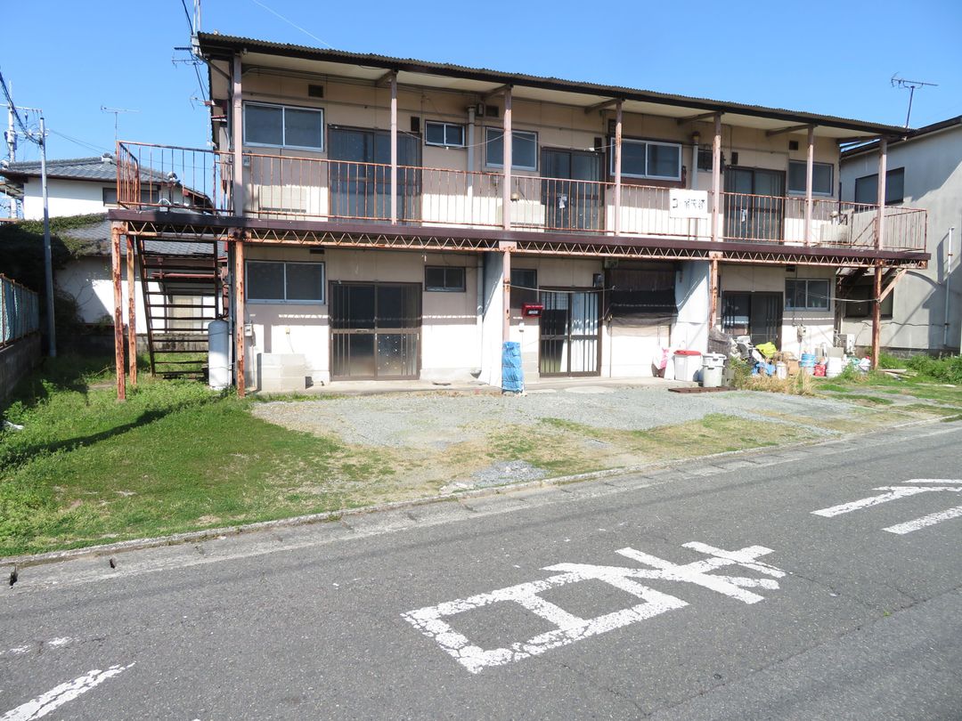 Co-op Tenryo Apartment Building for Sale in Omuta, Fukuoka - Thumbnail 4
