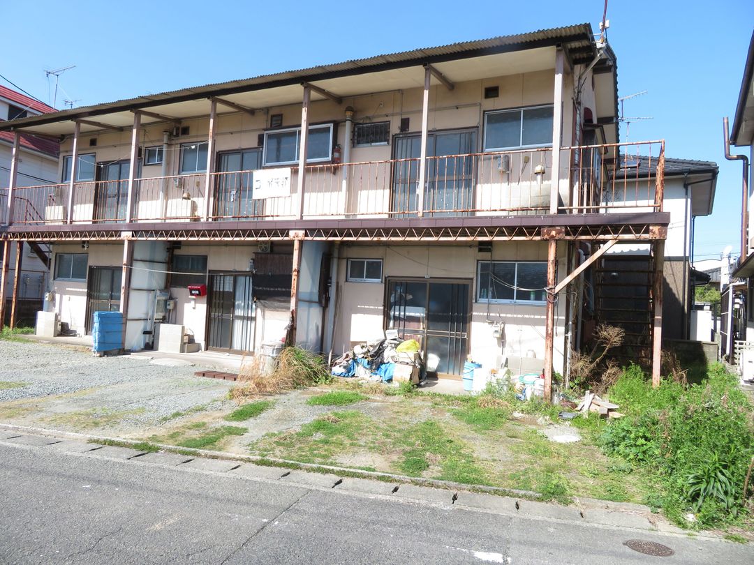 Co-op Tenryo Apartment Building for Sale in Omuta, Fukuoka - Image 1