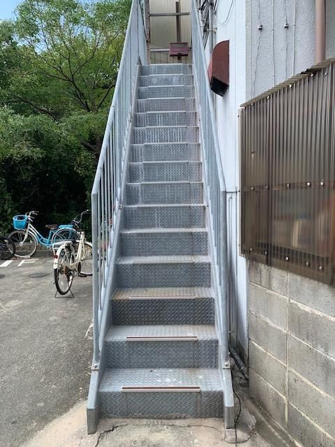 Karasen Apartment for Sale in Omuta, Fukuoka - 2-Unit Building - Thumbnail 2