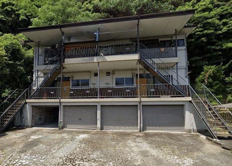 Kitakyushu Apartment Building for Sale with 3 Vacant Units & Detached House - Thumbnail 2