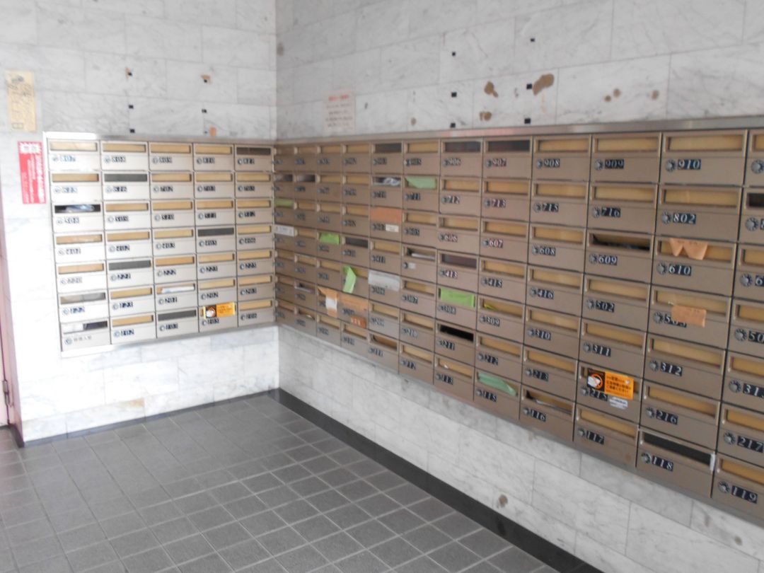 Studio Apartment in Kurume, Fukuoka - ¥3M - Thumbnail 2