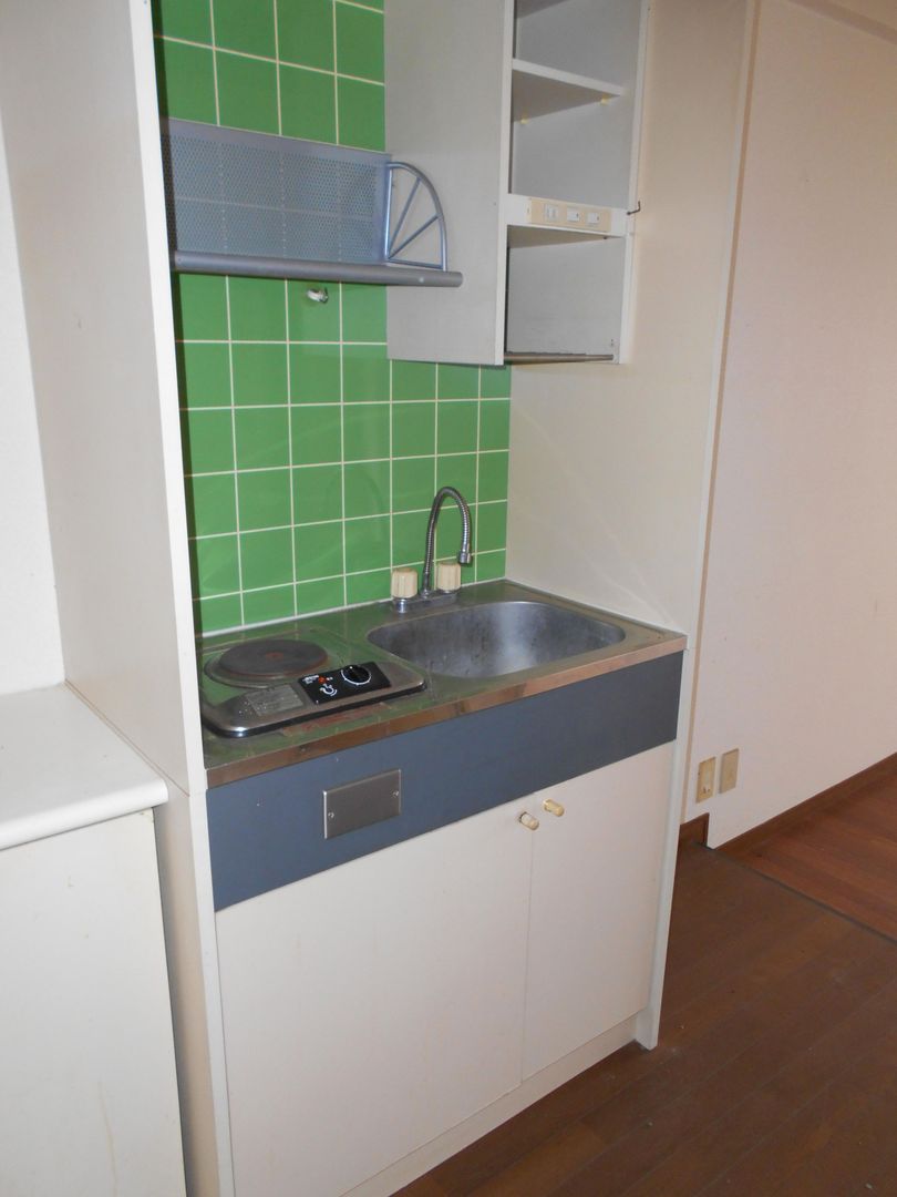 Studio Apartment in Kurume, Fukuoka - ¥3M - Thumbnail 4