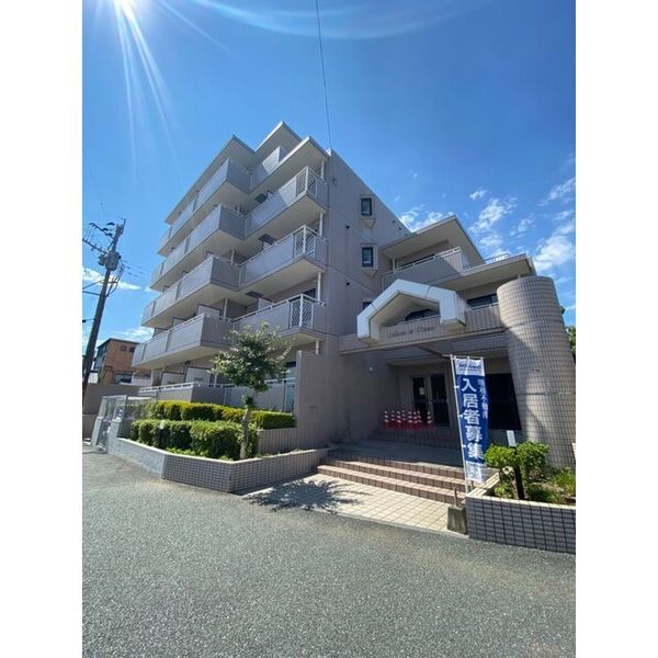 1K Apartment for Rent in Central Kumamoto near Suizenji Station - Image 1