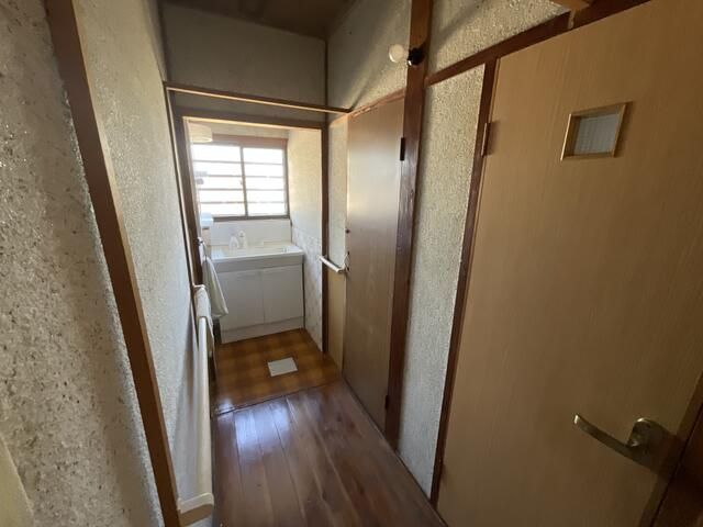 Traditional 5DK House on 367sqm Land in Omuta, Fukuoka - Thumbnail 4