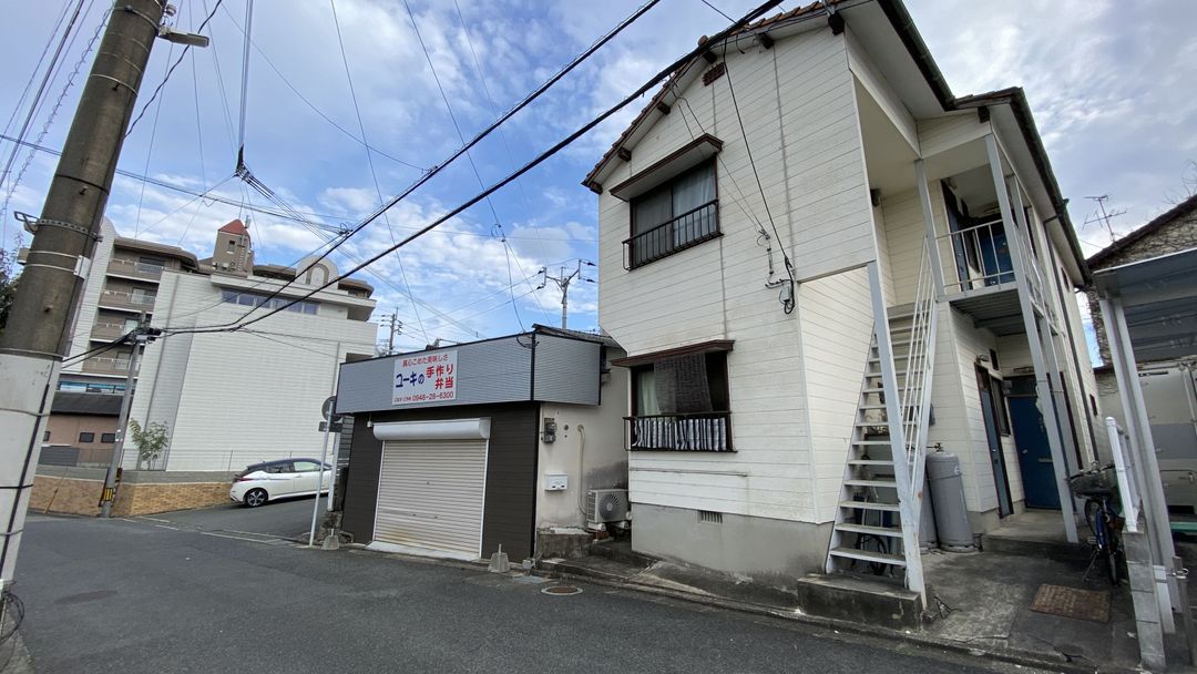 Nishimachi Apartments: 6-Unit Investment Property for Sale in Iizuka - Thumbnail 2