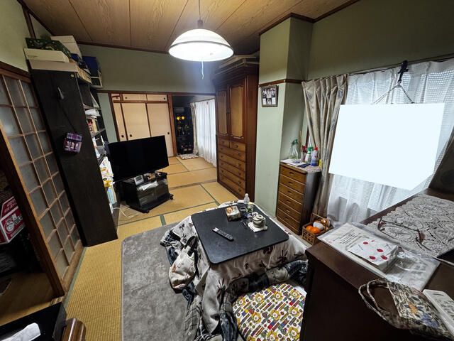 Kitakyushu Mixed-Use Building for Sale with Rental Income - Thumbnail 3