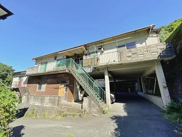 Kitakyushu Apartment Building with Detached House for Sale - Thumbnail 2
