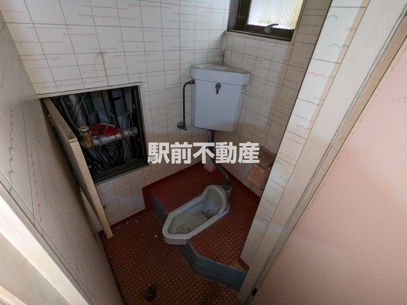 Commercial Building for Sale in Central Omuta City, Fukuoka - Thumbnail 4