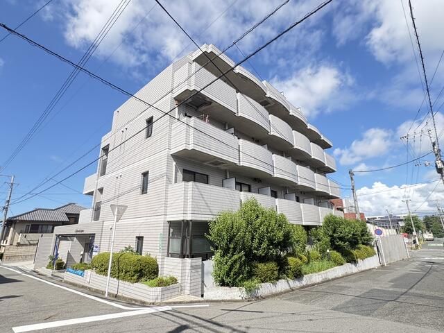 Maison de Aoyama 1K Apartment for Rent in Kitakyushu - Image 1