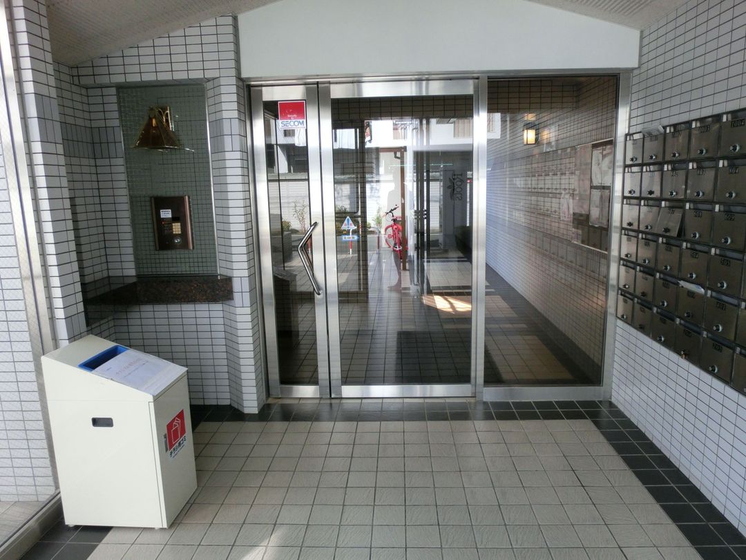 1K Investment Apartment in Kurume City with 14.7% Yield - Thumbnail 2