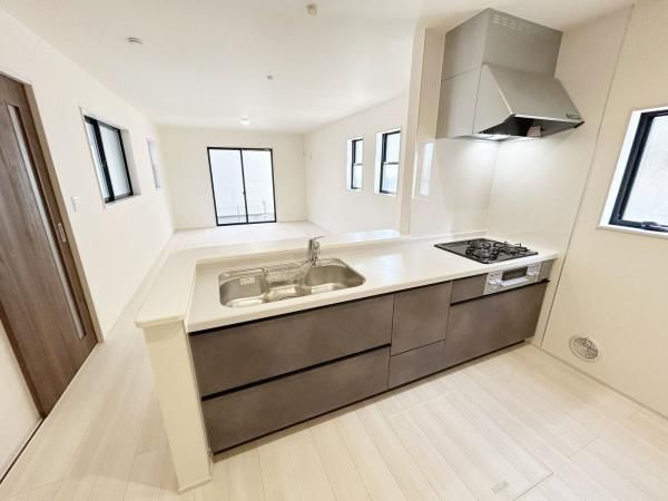 New 4LDK House in Fujimi, Saitama - 2025 Build - Thumbnail 4