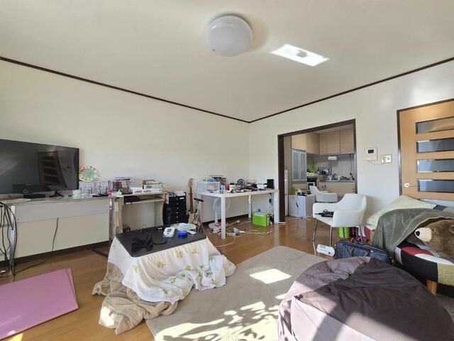 3LDK Apartment 75.44m² in Yokosuka, Kanagawa - Thumbnail 2