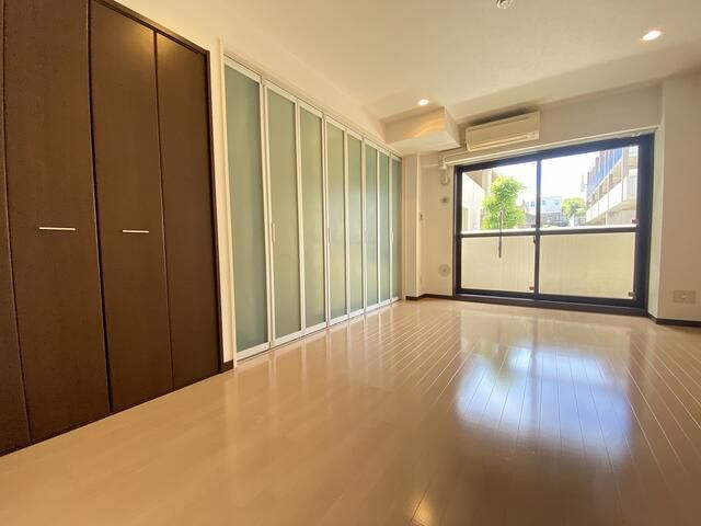 Apartment for Rent in Tsuzuki-ku, Yokohama - 33.96 sqm - Thumbnail 2