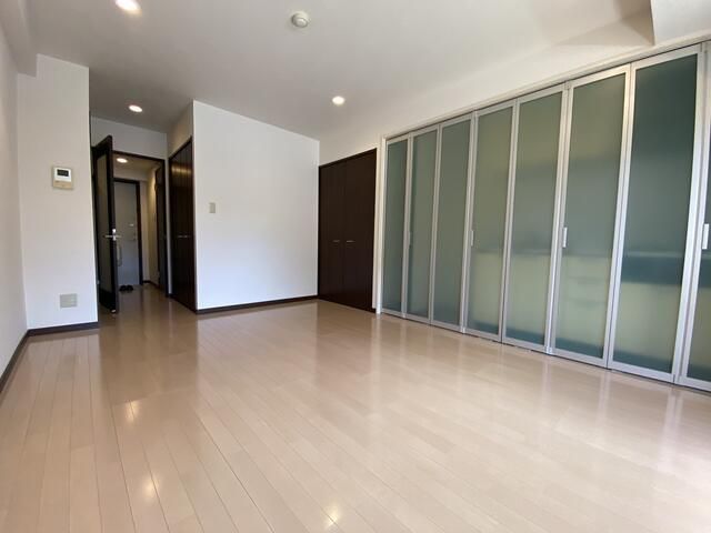 Apartment for Rent in Tsuzuki-ku, Yokohama - 33.96 sqm - Thumbnail 3
