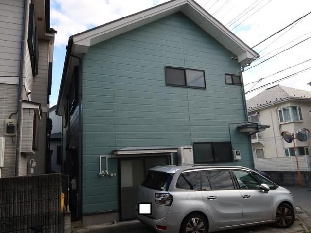 2LDK Wooden House for Sale in Chofu, Tokyo - 111.78 sqm - Thumbnail 2