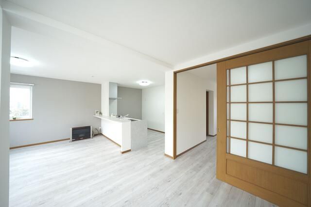 RC House for Sale in Sapporo Shiroishi Ward 3LDK 194m2 - Thumbnail 4