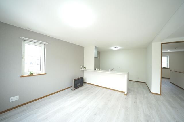 RC House for Sale in Sapporo Shiroishi Ward 3LDK 194m2 - Thumbnail 3