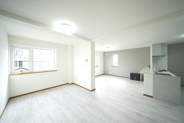 RC House for Sale in Sapporo Shiroishi Ward 3LDK 194m2 - Thumbnail 2