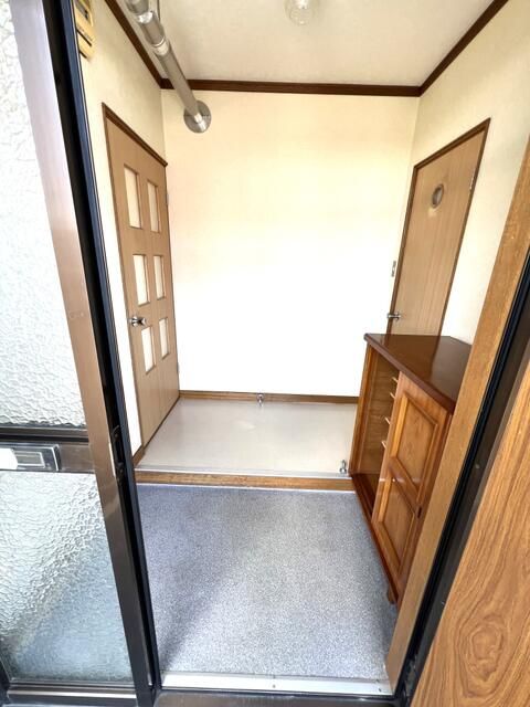 2LDK Apartment for Rent in Quiet Asahikawa, Hokkaido - Thumbnail 2