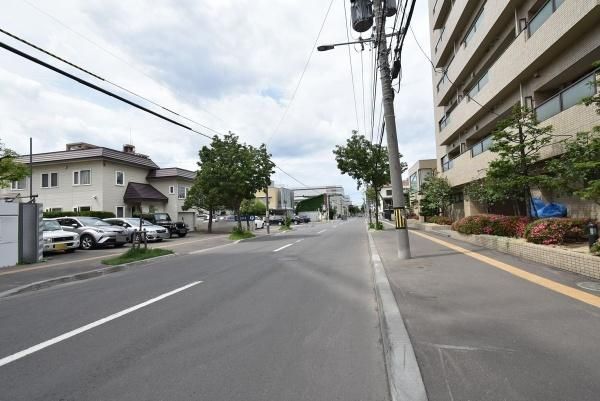 Villeneuve Maruyama Park Commercial Space for Sale in Sapporo - Thumbnail 3