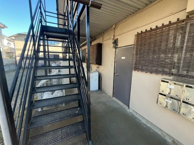 2K Apartment for Rent in Kodaira, Tokyo - 32.29 sqm - Thumbnail 2