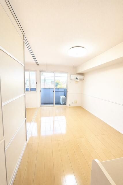 1LDK Apartment for Rent in Kisarazu, Chiba - 65,000 Yen - Thumbnail 3