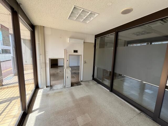 Commercial Shop/Office for Rent in Niigata City East Ward - Thumbnail 3