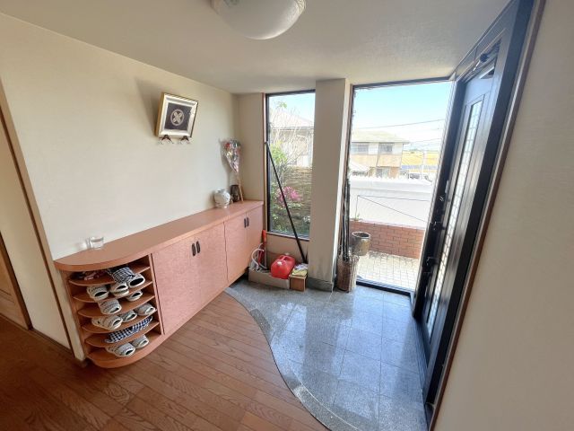 8LDK House for Sale in Yanagawa, Fukuoka with Solar Panels - Thumbnail 4