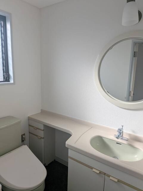 Office Space for Rent in Tama City, Tokyo - 152.89 sqm - Thumbnail 4
