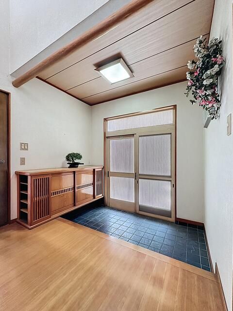 5LDK Detached House for Sale in Sano, Tochigi - Thumbnail 3