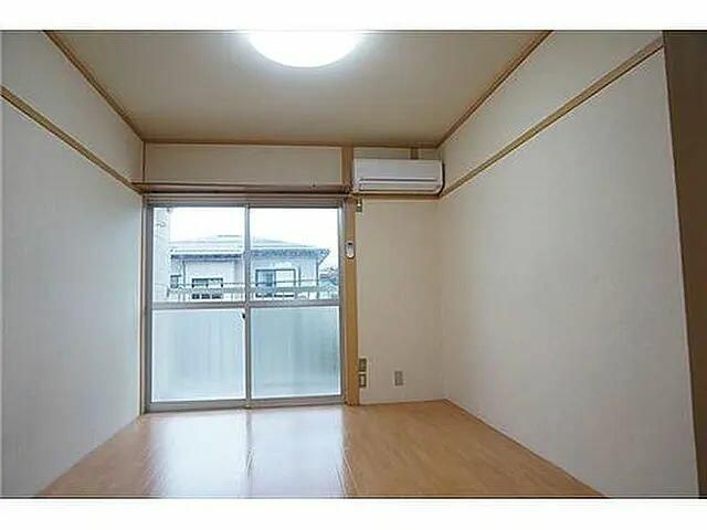 1K Apartment for Rent in Joetsu, Niigata - 19.87 sqm - Thumbnail 2