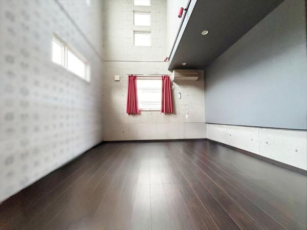 2018-Built Corner-Lot House in Sapporo Shiroishi-ku | 2SLDK - Thumbnail 2