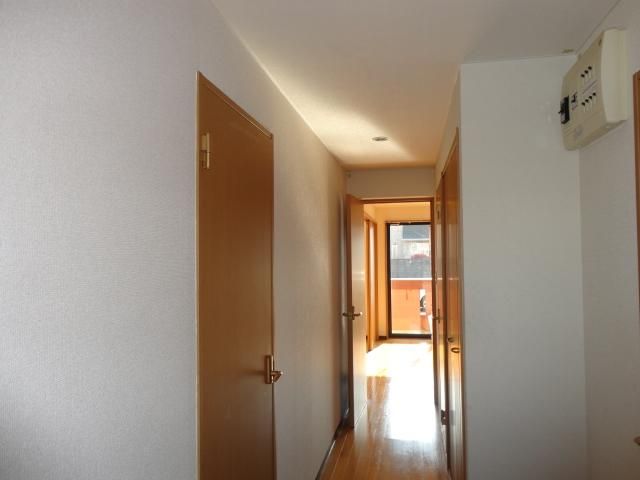 2DK Apartment for Rent in Sano City, Tochigi - Thumbnail 2