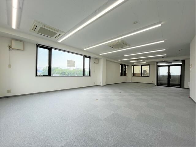 Commercial Office for Rent in Oyama, Tochigi - 82 sqm - Thumbnail 3