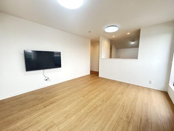 2023 Built 3LDK Detached House in Hino, Tokyo - Thumbnail 3