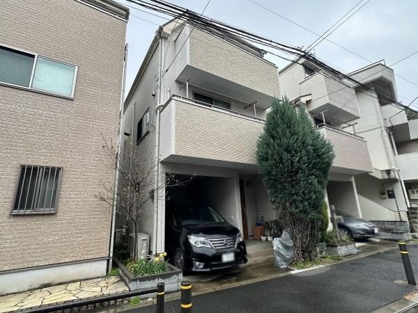 3SLDK Wooden House for Sale in Tokiwadai, Itabashi-ku, Tokyo - Thumbnail 2